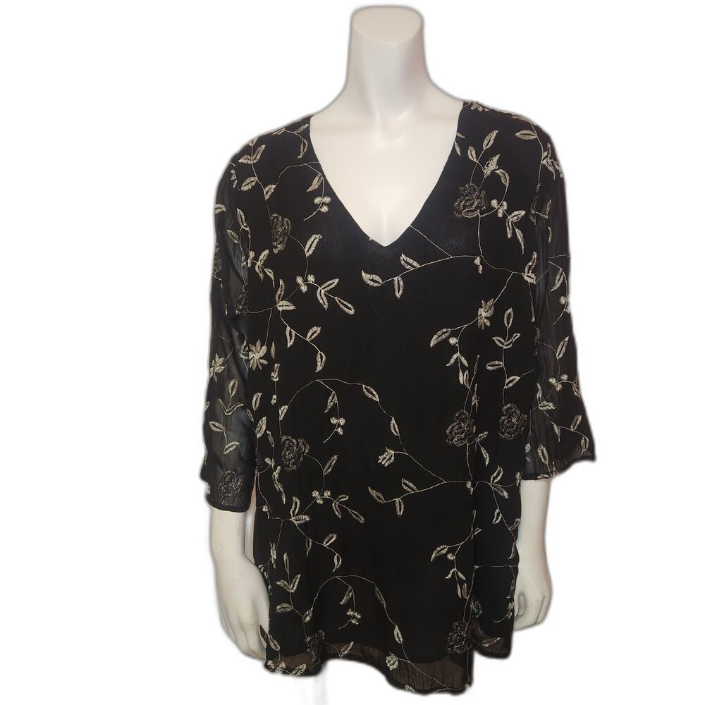 AVENUE Embroirdered Blouse Black and White Womens Size 14/16